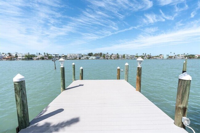 Foto del edificio - 9020 Gulf Blvd