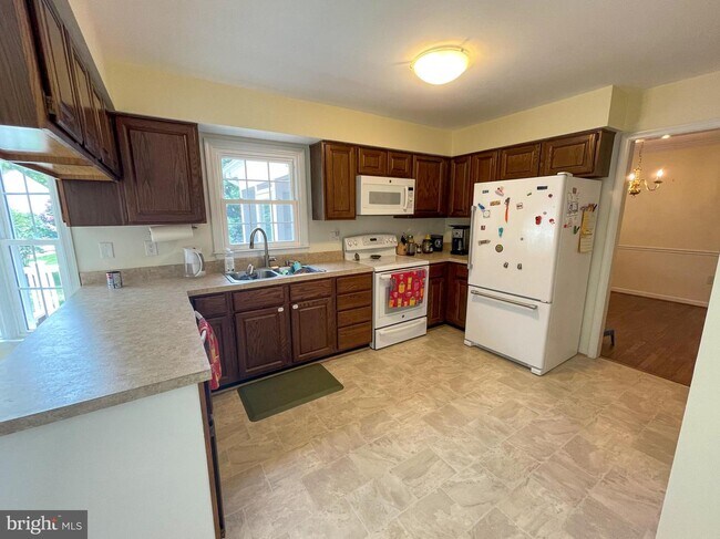 Building Photo - 3307 Flintwood Ct