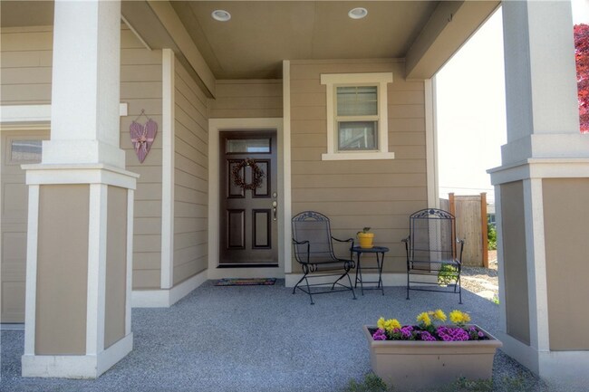 Foto del edificio - 729 207th St SW
