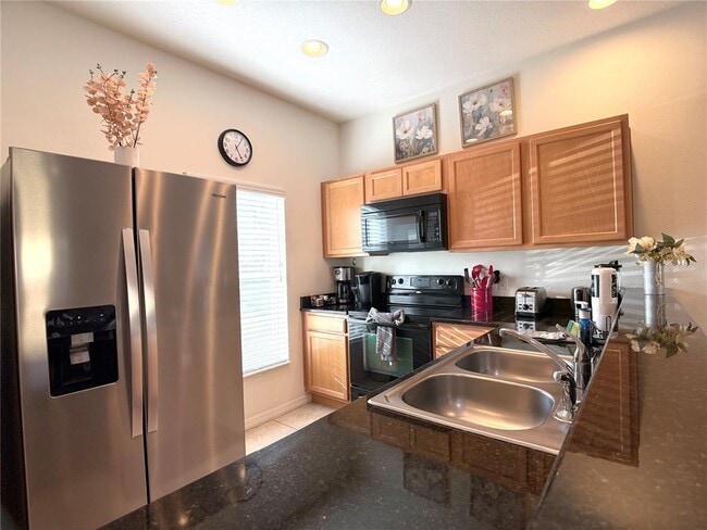 Foto del edificio - 3003 White Orchid Rd