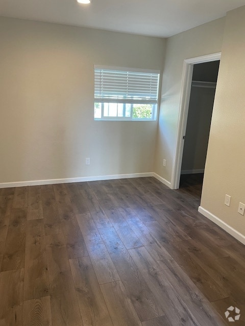 Building Photo - 5272 Yorkton Way