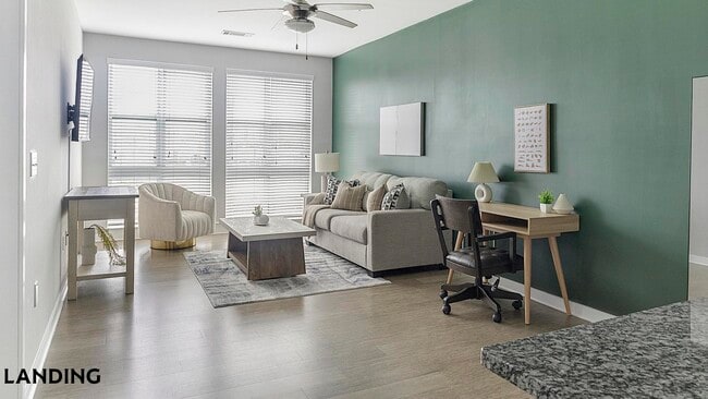 Foto del edificio - 2120 N Brevard St
