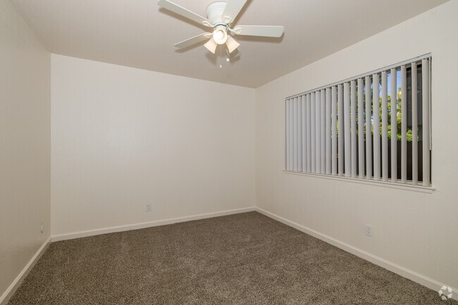 2BR, 1BA - 840SF - Bedroom 2 - Park Hills Place