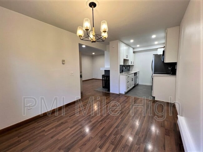 Building Photo - 7845 Barbara Ann Dr