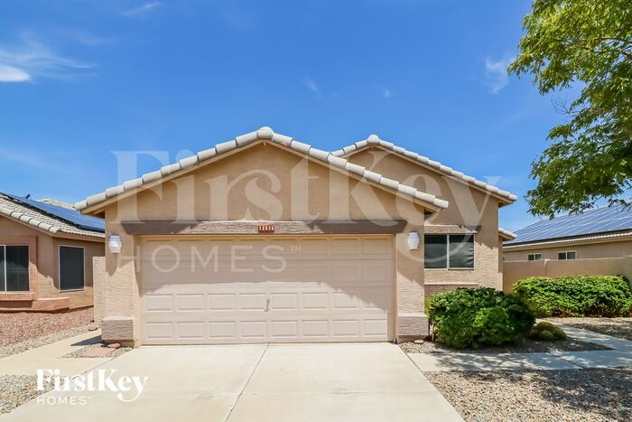 Foto principal - 13576 W Desert Ln