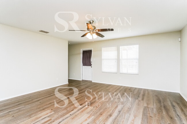 Building Photo - At Last, This Is What You Have Been Searching For!