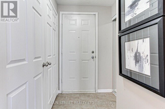 Photo du bâtiment - 15949 Bayview Ave