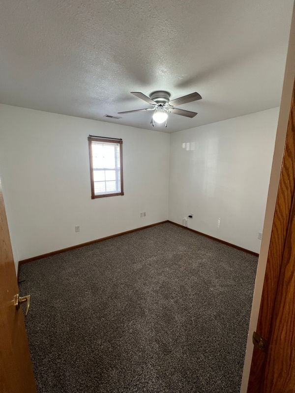 Building Photo - 109 W Pleasant St