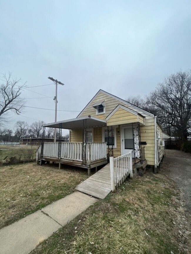 Foto del edificio - Cozy 2 Bedroom Home with Scenic Views, Ste...