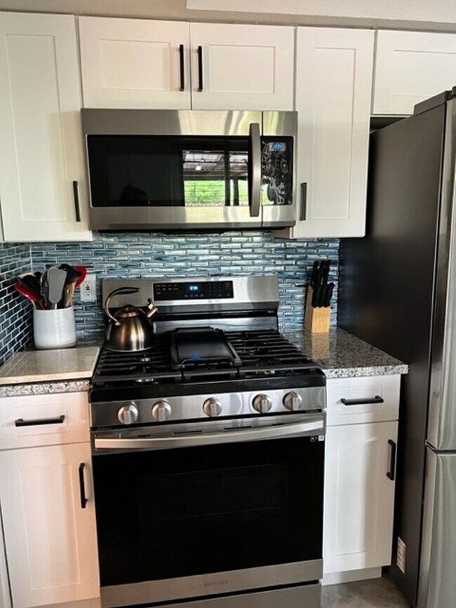 Foto del edificio - 127 E Silver Sands Dr