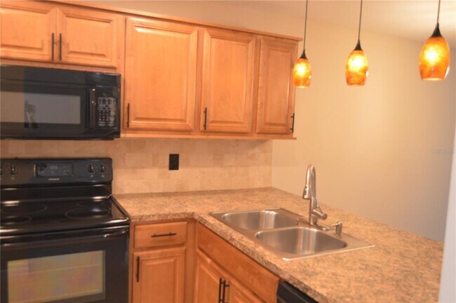 Foto del edificio - 3001 Stillwell Ct