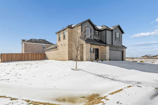 Building Photo - 2900 Woodbrook Dr