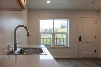 Building Photo - Garden Park Estates