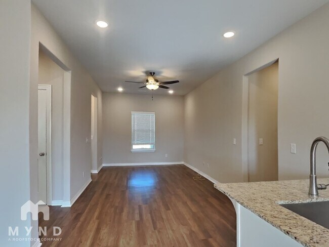 Foto del edificio - 421 Citation St