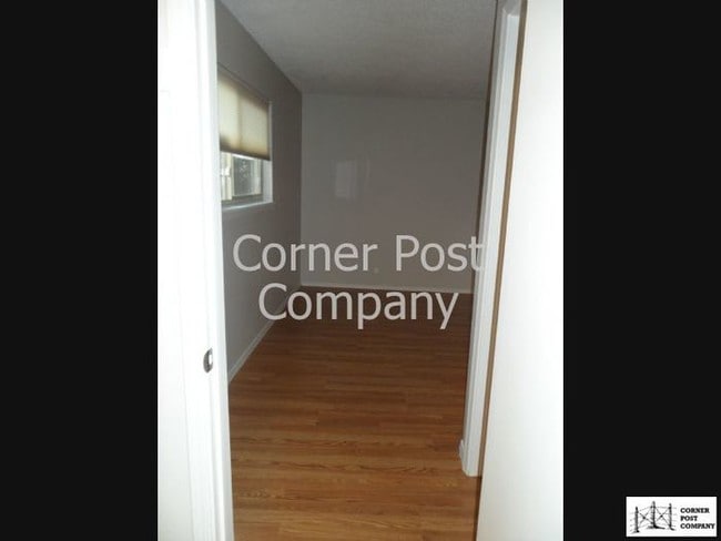 Building Photo - Ground Floor 1 Bedroom Condo