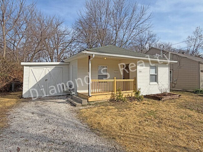 Foto del edificio - **Stunning Renovated 1-Bed Home Now Available**