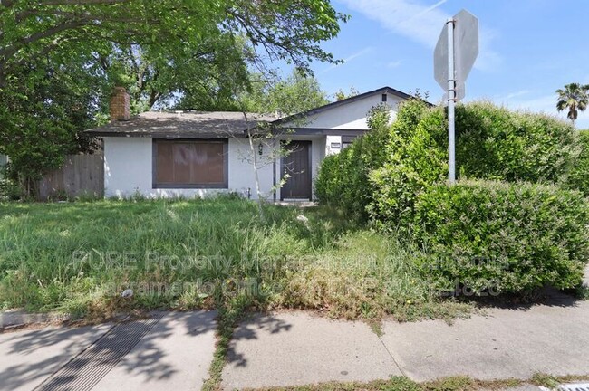 Building Photo - 6101 Tupelo Dr