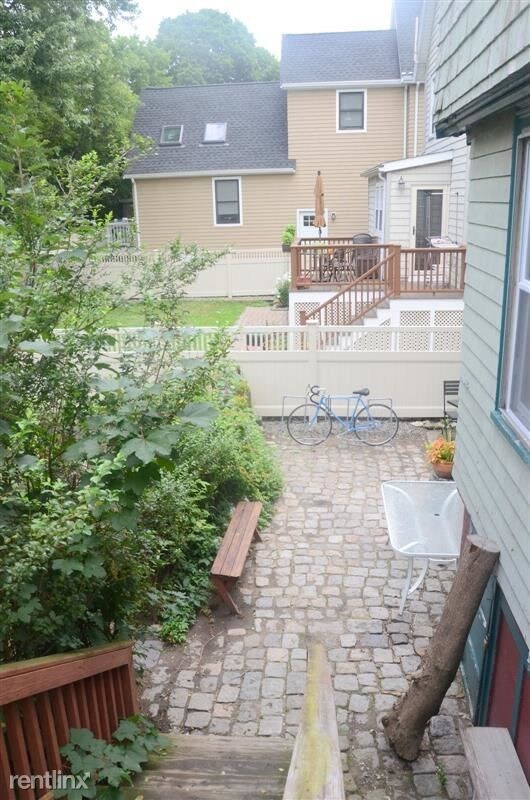 Building Photo - 2 br, 2 bath Apartment - 37 Elmwood St