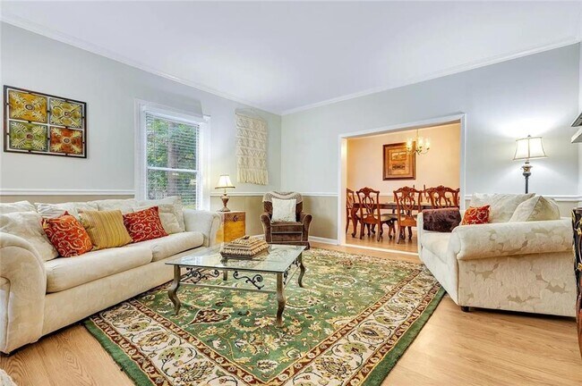 Foto del edificio - 72 Kenyon St SE