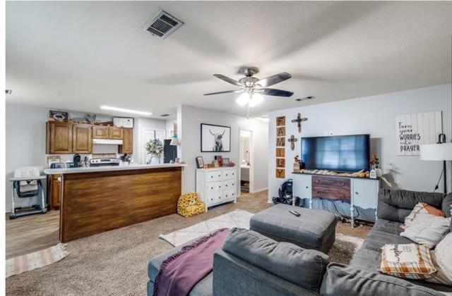 Building Photo - 327 Shady Valley Dr