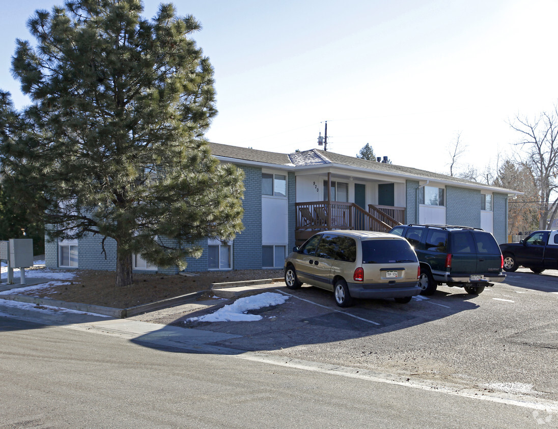 Foto del edificio - Bishop Court Apartments