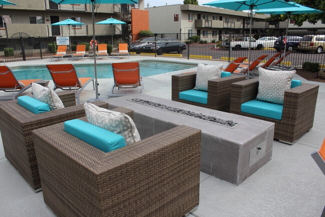 Building Photo - Arcadia 30