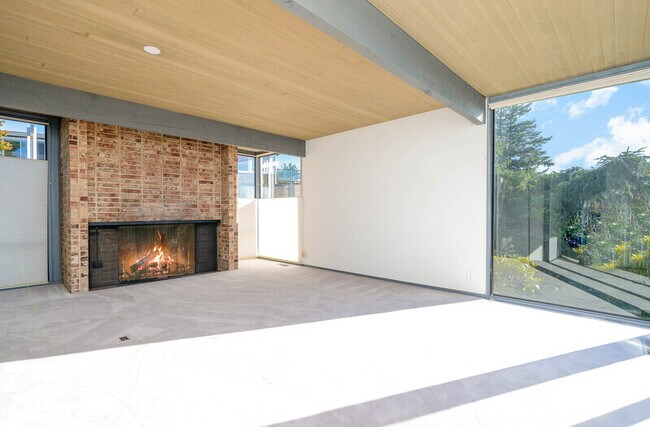 Foto del edificio - 2343 NW 94th St