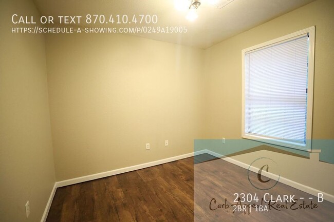 Foto del edificio - Recently renovated 2 bed, 1 bath apt - uti...