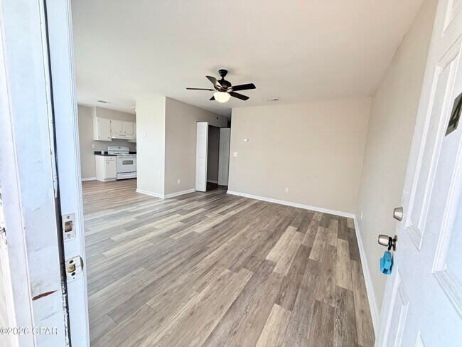 Building Photo - 130 Beulah Ave