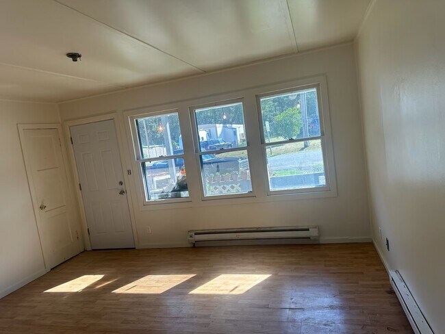 Foto del edificio - 3209 Whitney Dr