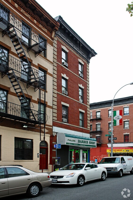 Building Photo - 2450 Hughes Ave