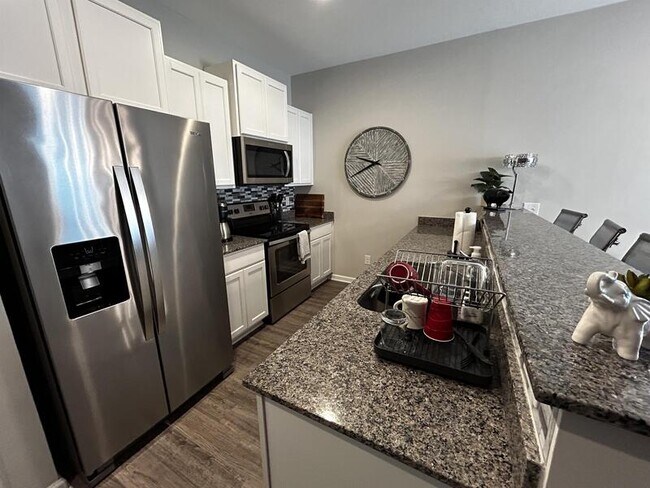 Foto del edificio - 146 Heritage Pl Dr