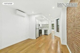 Building Photo - 420 E 138th St