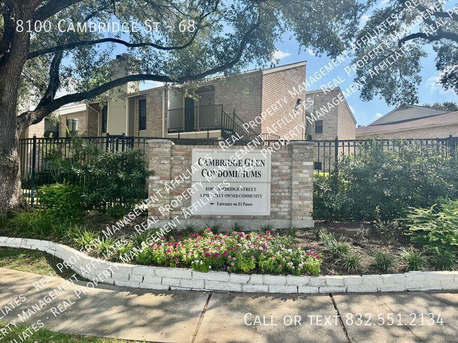 Foto principal - 8100 Cambridge St