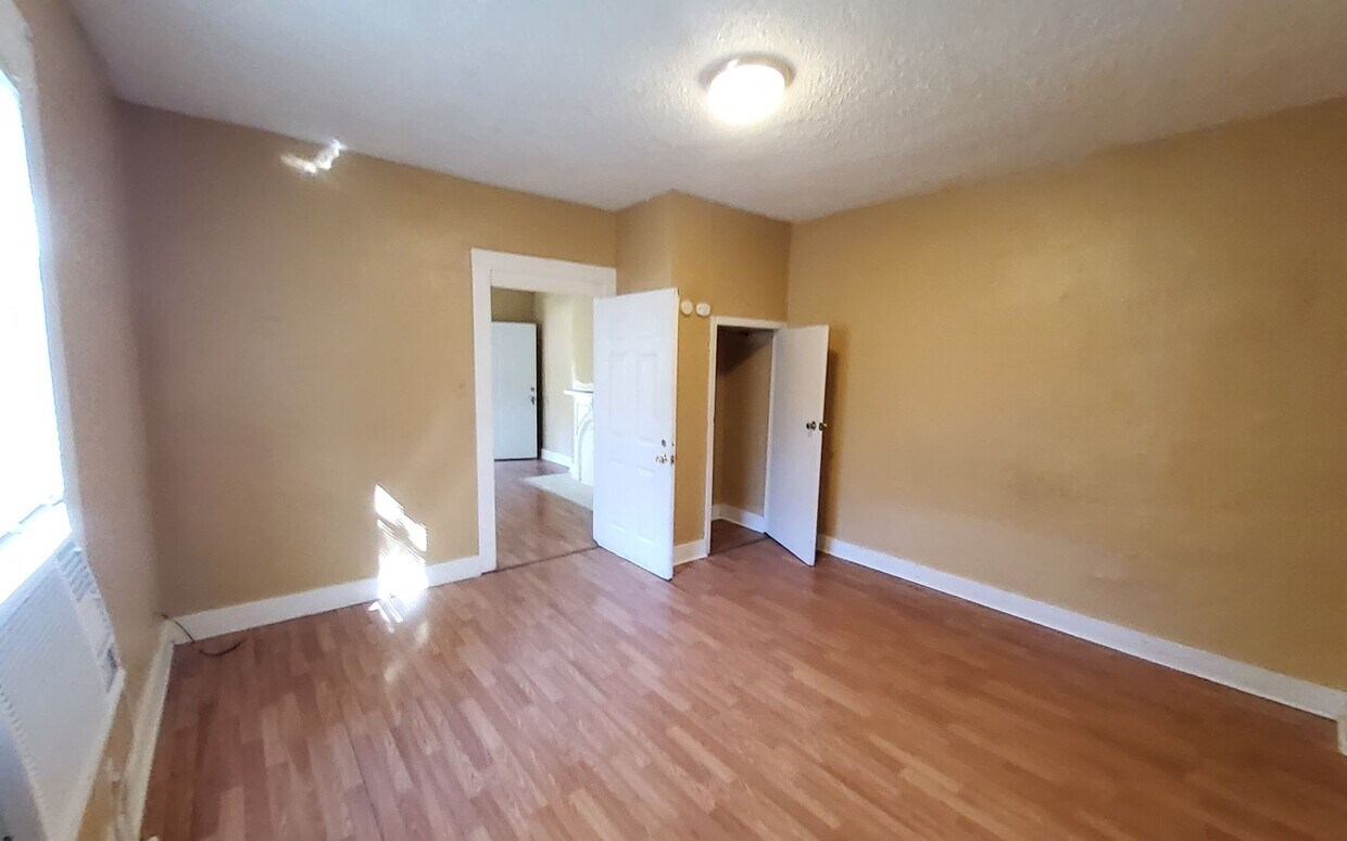 Foto del edificio - 2917 Yale Ave