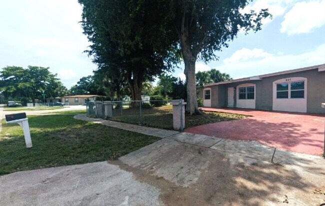 Photo - Your Next Home Awaits! Spacious Living in a Prime Lauderhill Location