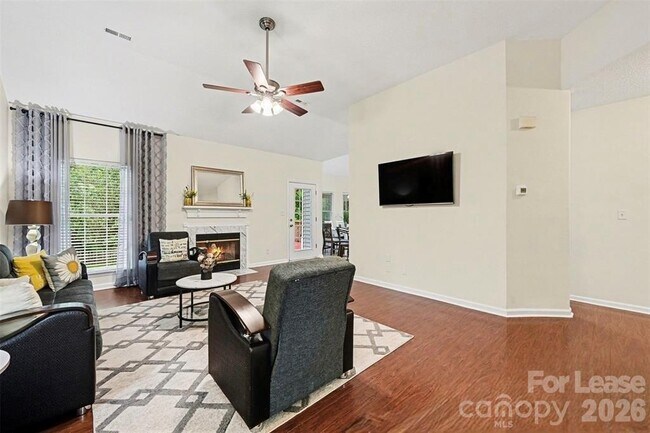 Foto del edificio - 13505 Gatestone Ln