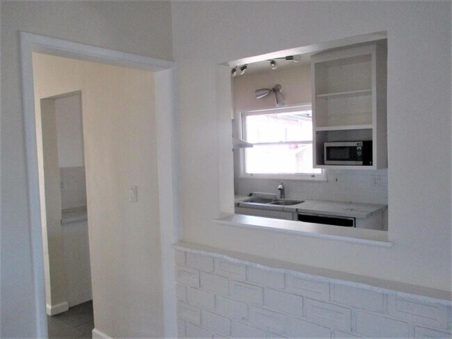 Foto del edificio - 429 N. Franklin St.