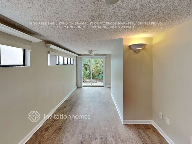 Foto del edificio - 1463 Oak Pl