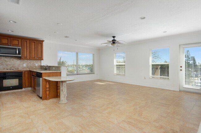 Building Photo - 116 143rd Ave