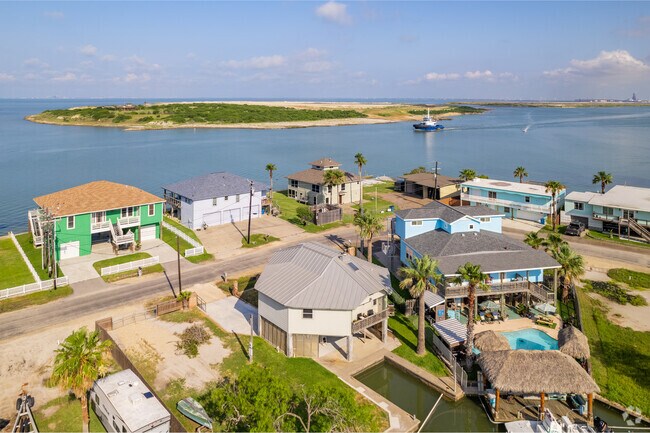 Residents of Downtown Ingleside have water access to Corpus Christi Bay.