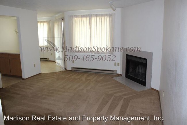 Foto del edificio - 4619 N Sullivan Rd