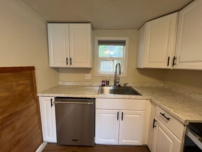 Foto del edificio - 2 Bed 1 Bath home in Powellhurst-Gilbert! In Unit Laundry and Private yard!