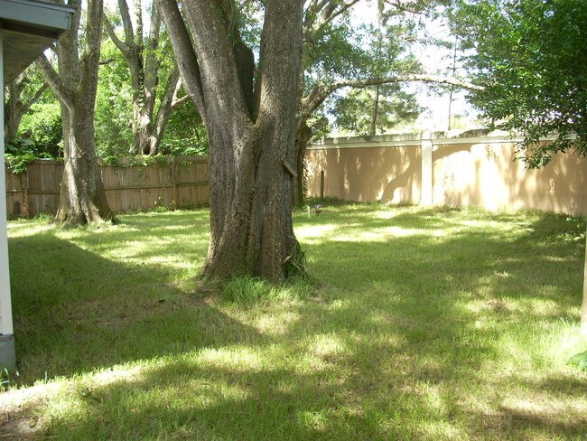 Building Photo - 4016 Watson Rd