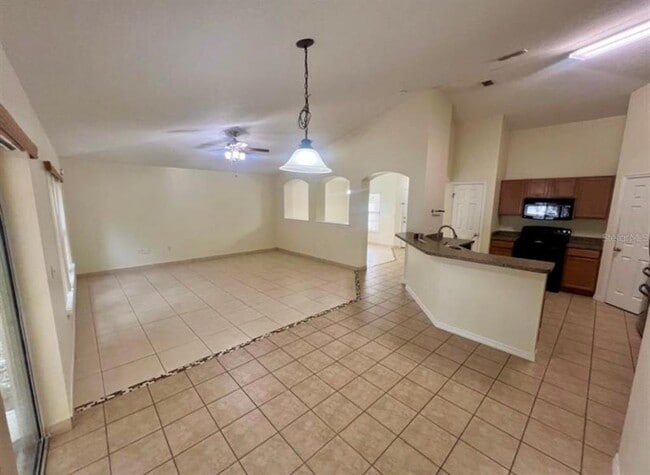 Building Photo - 3401 Heath Dr