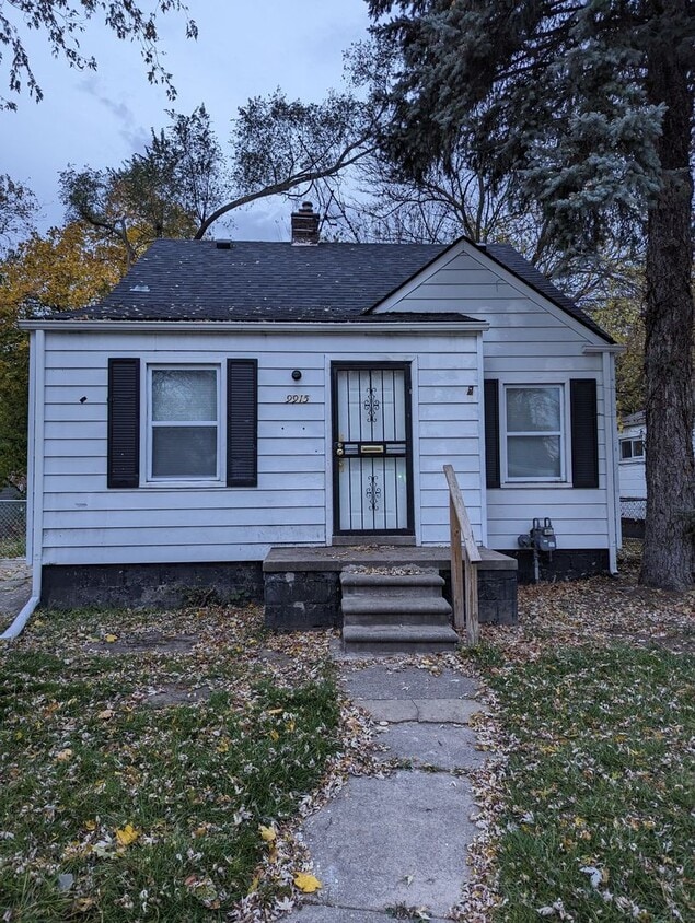 9915 Artesian St, Detroit, MI 48228 House Rental in Detroit, MI