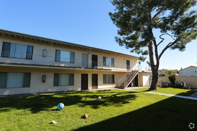 Building Photo - Beachside Apartments