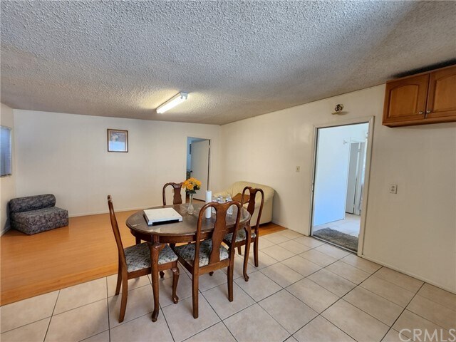 Foto del edificio - 2209 Hathaway Ave