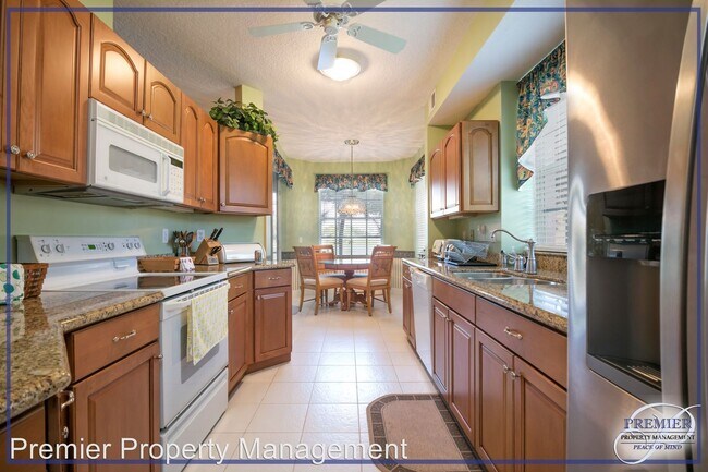 Foto del edificio - 2 br, 2 bath House - 526 Laguna Royale Blv...