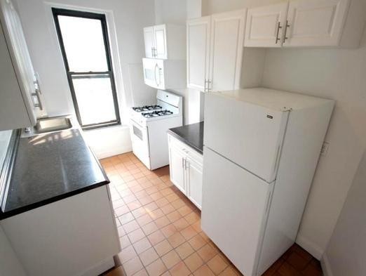 Building Photo - 2 bedroom in Astoria New York 11106